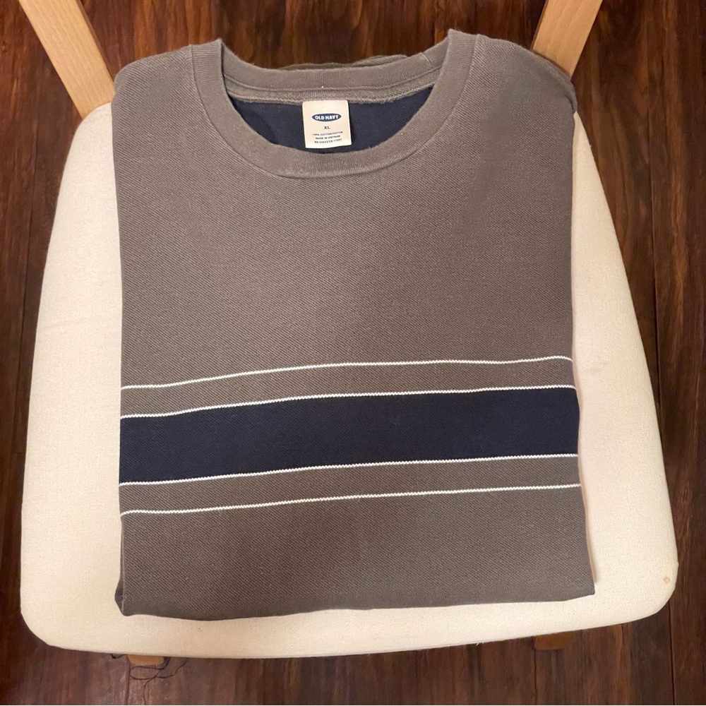 Old Navy Gray with Blue Stripe Short Sleeve 100% Cotton Crewneck Men’s Shirt